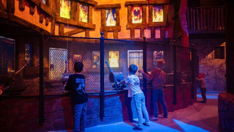 Billy Bird Drakenrijk  — uitje in Nederland