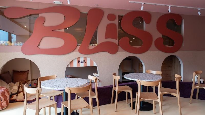 Bliss Kidscafé, uitje in Nederland