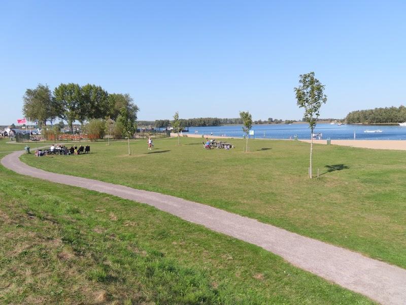 De Neswaarden, uitje in Nederland