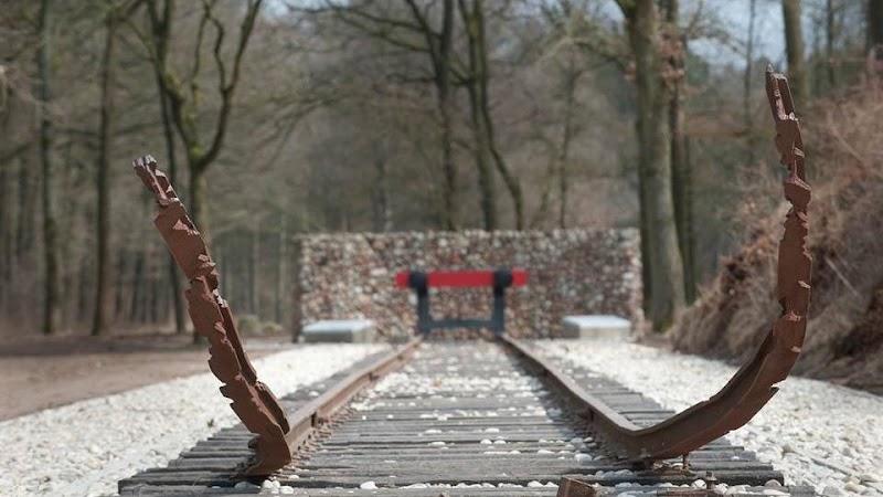 Kamp Westerbork, uitje in Nederland