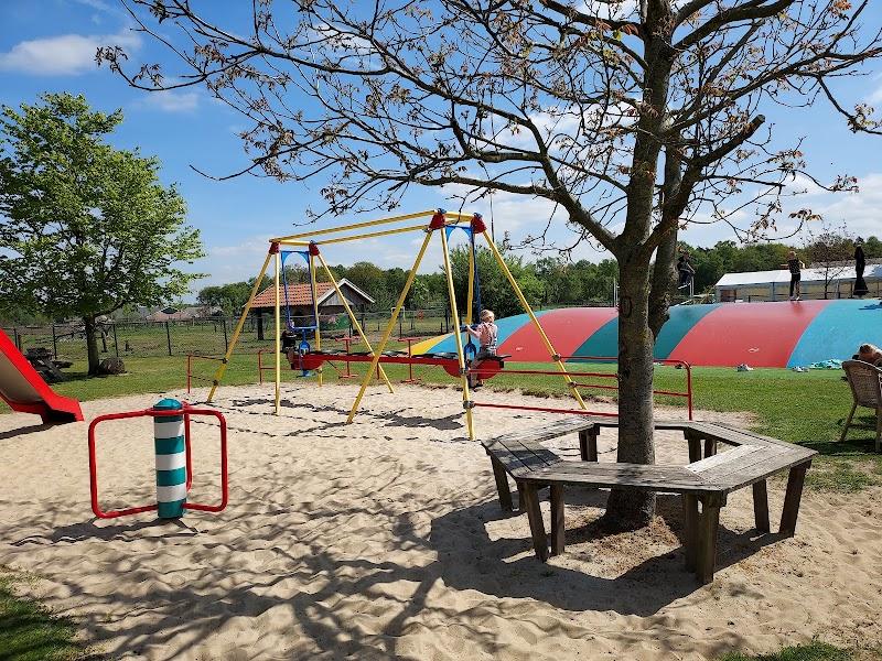 Kinderspeelboerderij 't Hofke, uitje in Nederland
