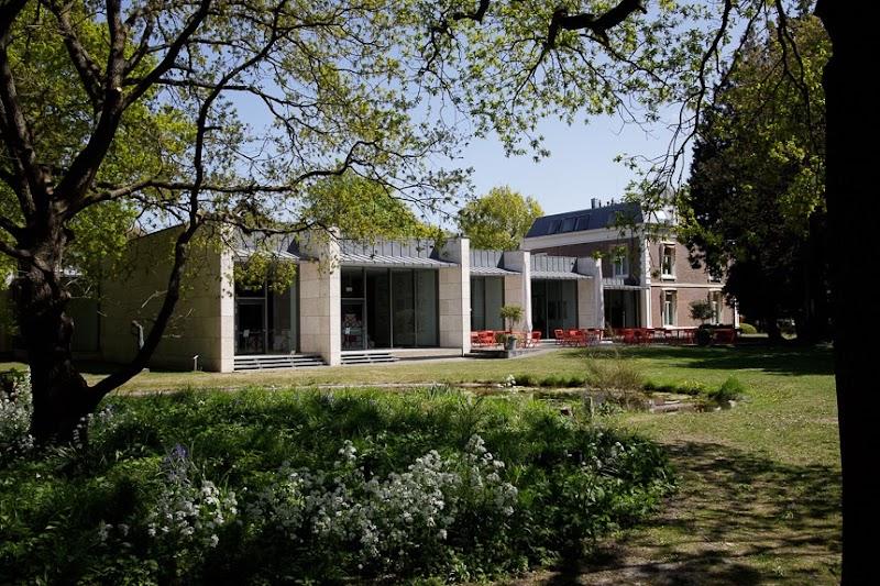 Museum Kranenburgh, uitje in Nederland