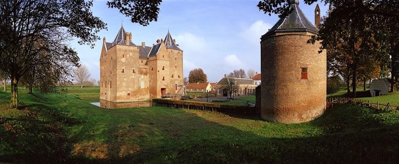 Slot Loevestein, uitje in Nederland