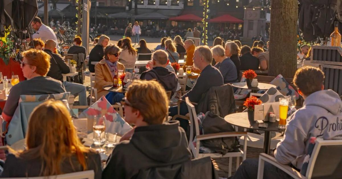 SAM SAM  — uitje in Nederland